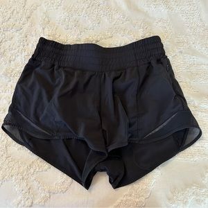 High Waisted Hotty Hot shorts